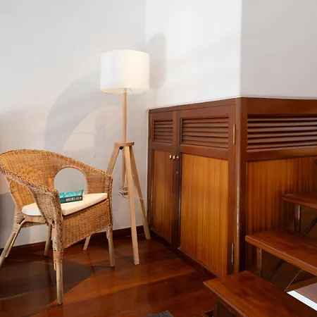 Lanzahost Casita De Madame